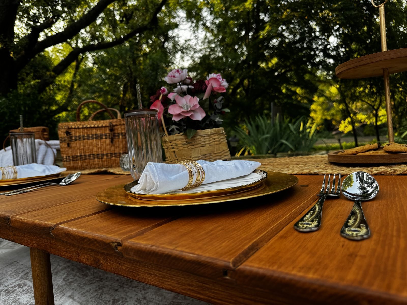 Blushing Garden. Blush and cream, romantic without tipping into formal.